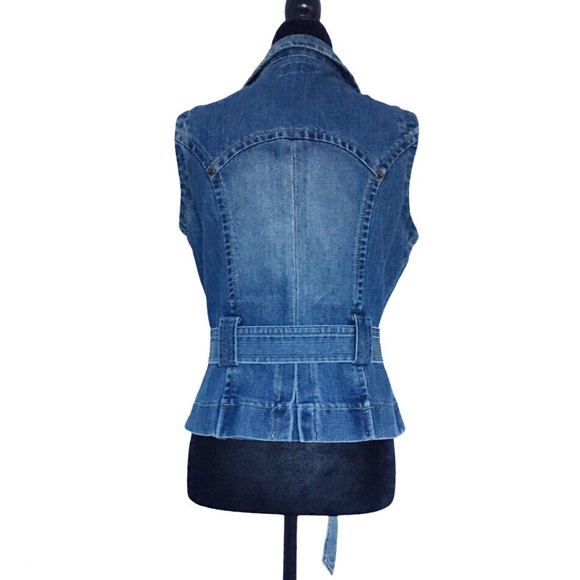 UB Jeans sleeveless denim jacket medium - Picture 2 of 9